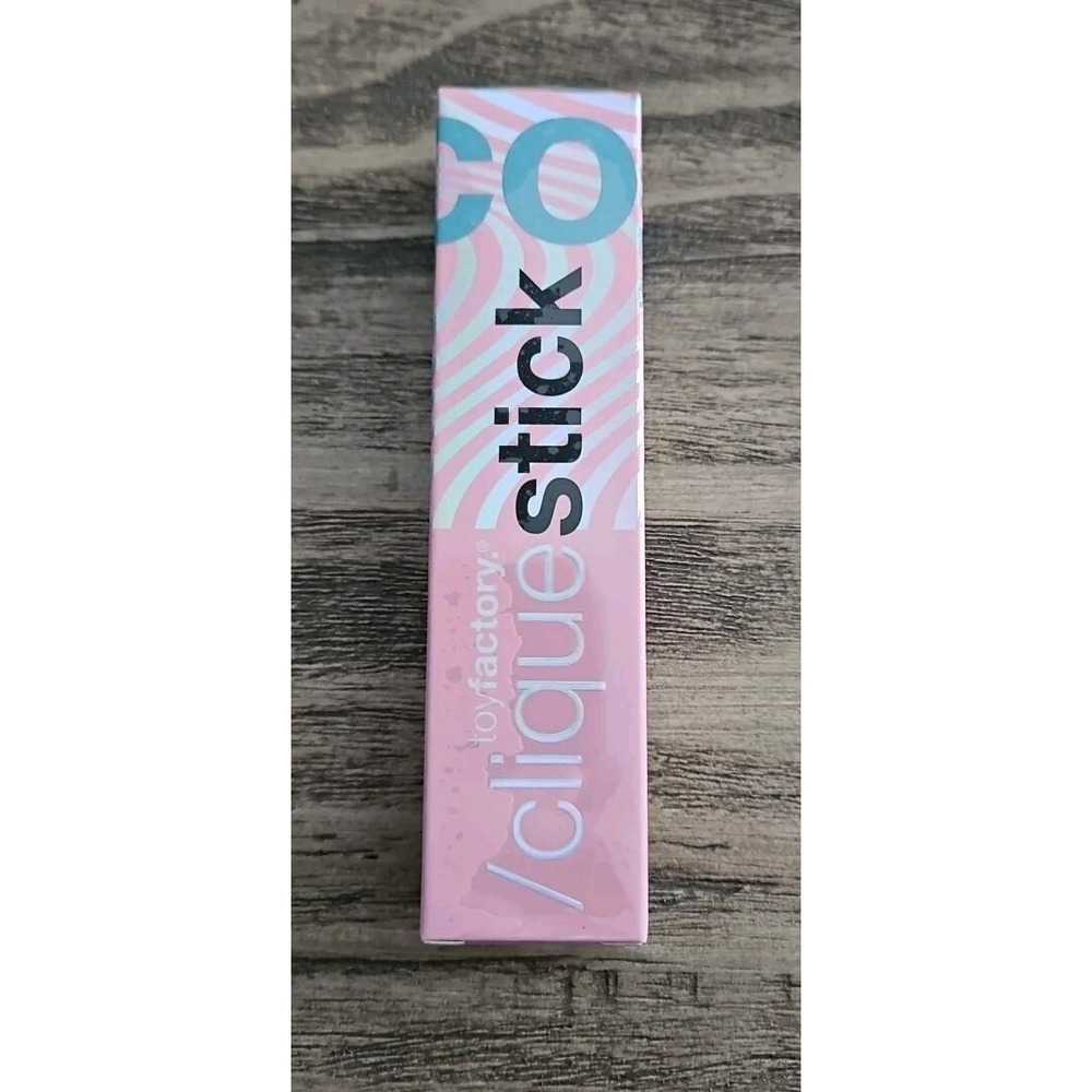 Toyfactory Clique Stick Eyeshadow Crayon - Shade Vivid - 2g / 0.07 oz | NEW